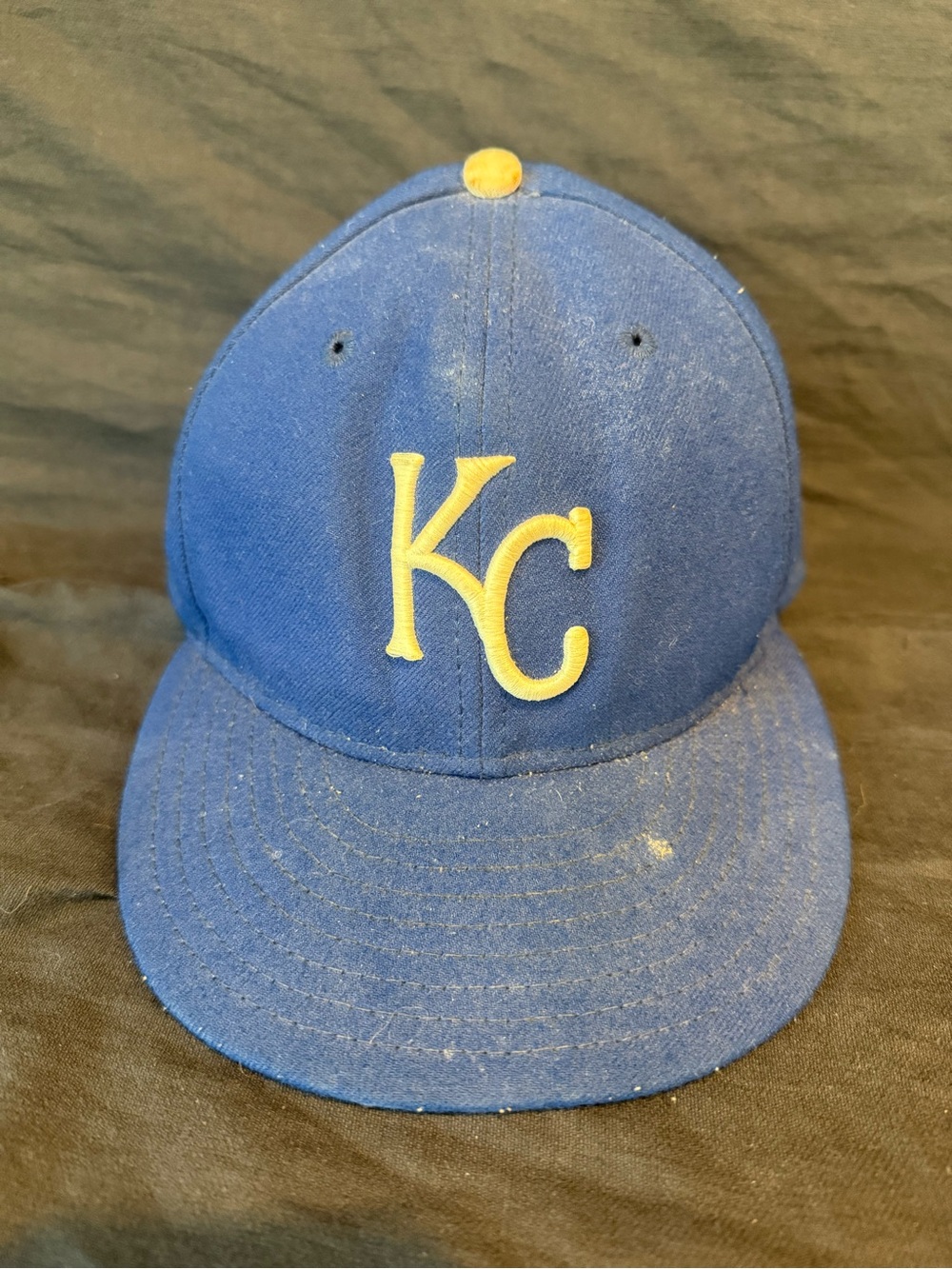 Vintage KC Kansas City Royals MLB Baseball Hat Official On Field Cap 59 Fifty